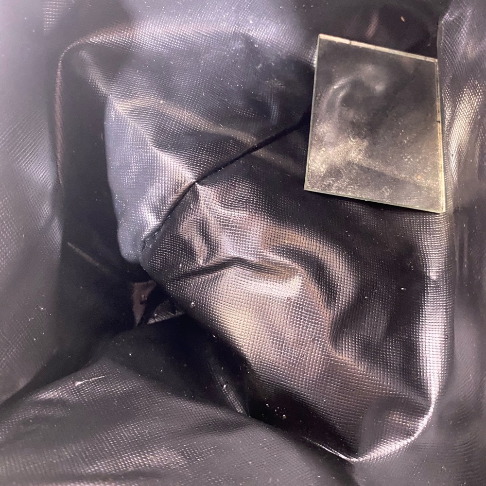 Chic Vintage Gray Leather Clutch with Gold Chain - Picture 3 of 13